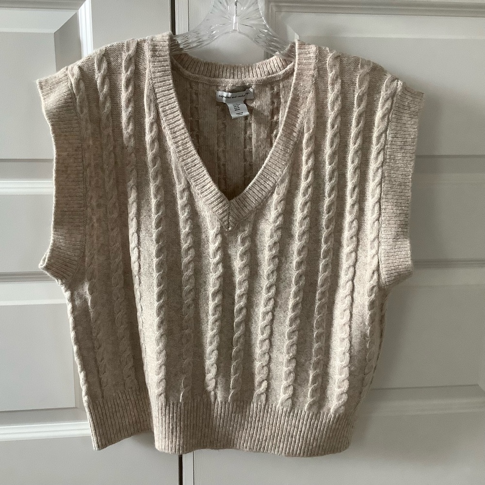 CUPCAKES AND CASHMERE Vest